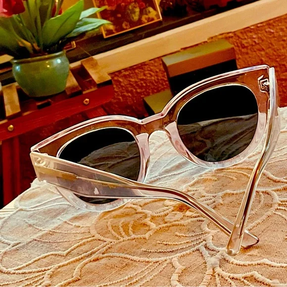 A KJAERBEDE TRANSPARENT SUNGLASSES - Picture 5 of 8
